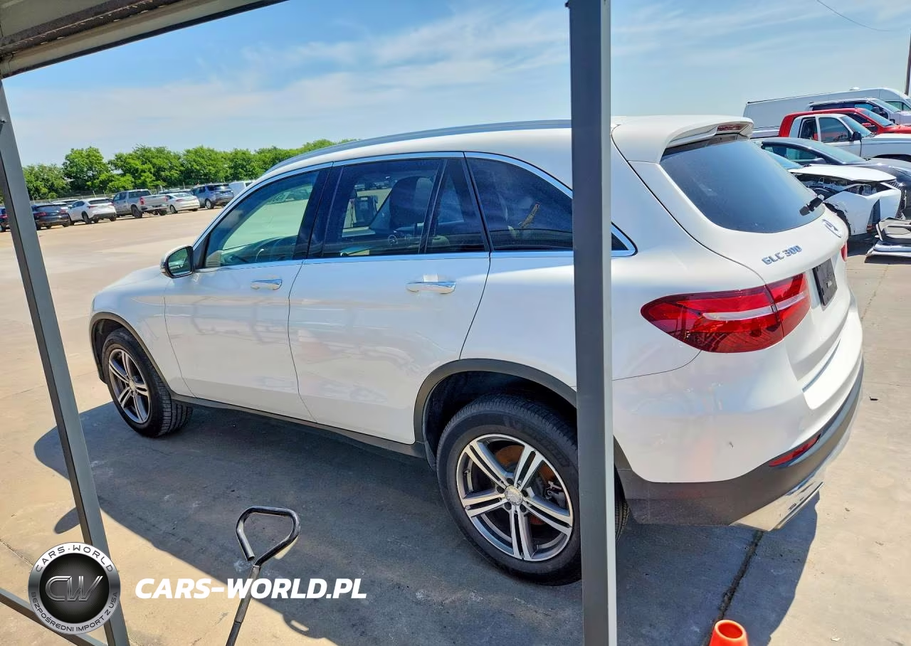 2017 Mercedes-Benz Glc 300 4Matic VIN:WDC0G4KB7HF118860 - 2