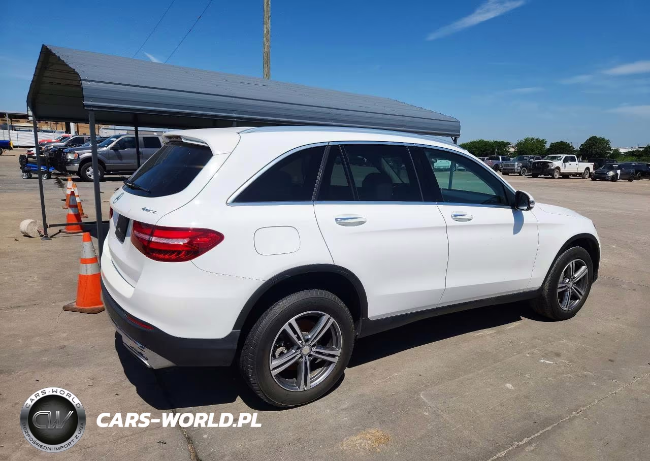 2017 Mercedes-Benz Glc 300 4Matic VIN:WDC0G4KB7HF118860 - 3