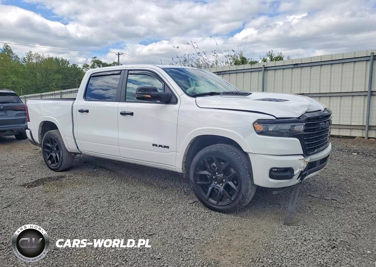 2025 Ram 1500 Laramie VIN:1C6SRFJP1SN693655 - 4
