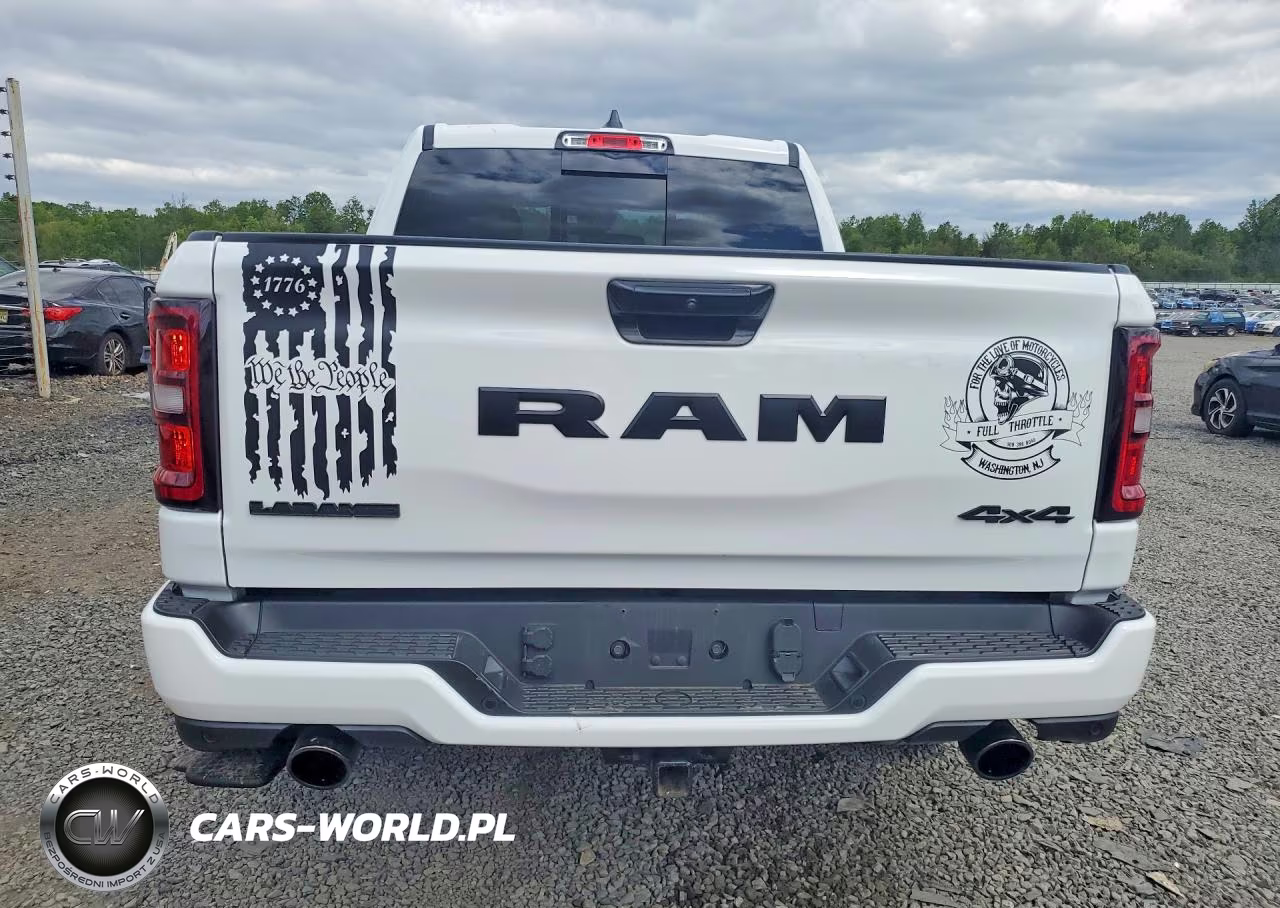 2025 Ram 1500 Laramie VIN:1C6SRFJP1SN693655 - 6