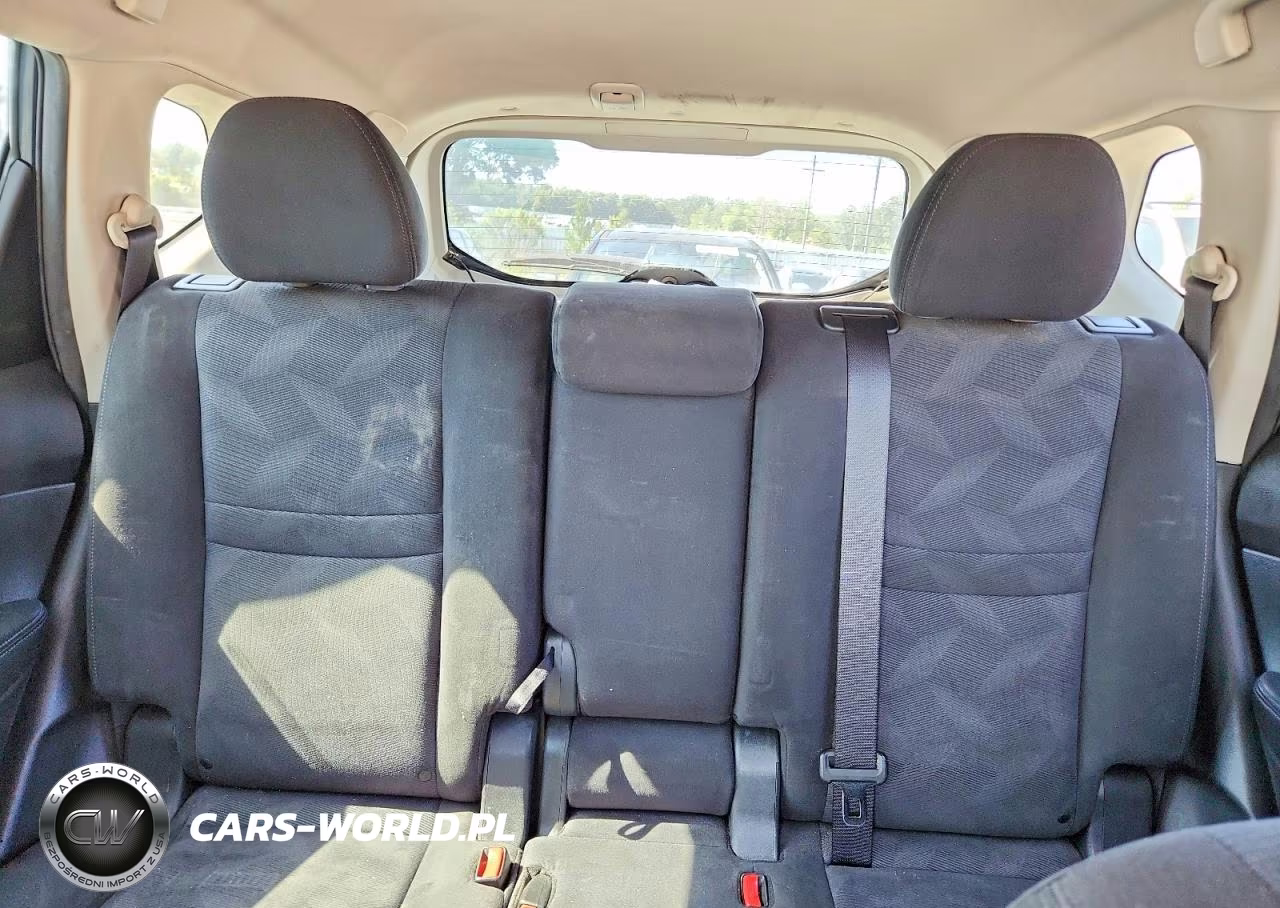 2015 Nissan Rogue S VIN:KNMAT2MT0FP515656 - 10