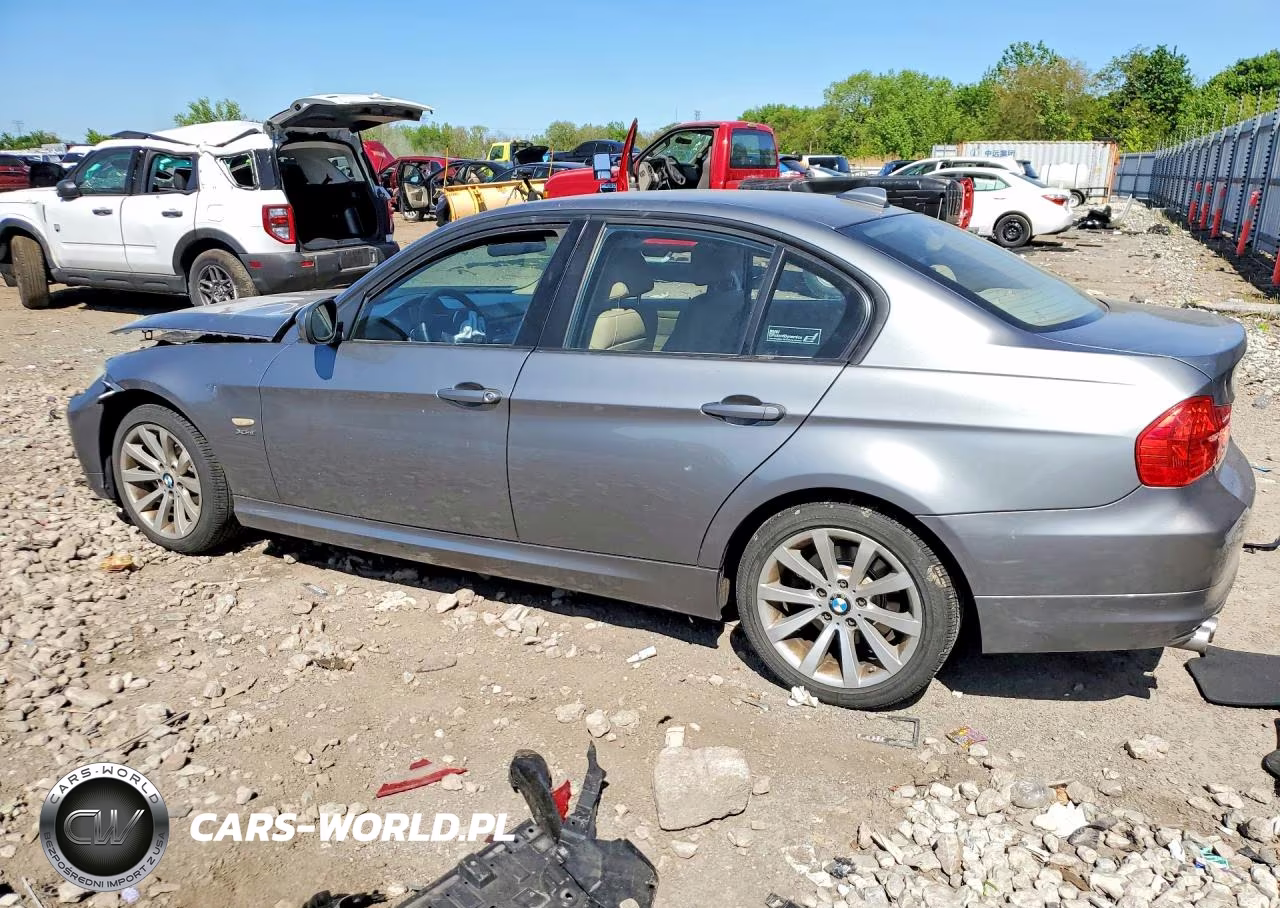 2011 BMW 328 Xi VIN:WBAPK7C50BA975004 - 2
