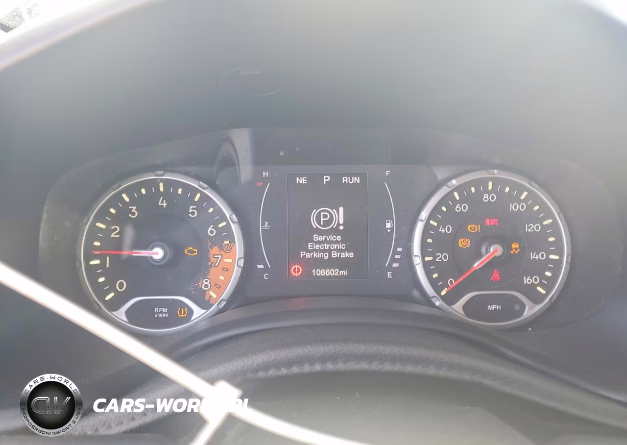 2018 Jeep Renegade Latitude VIN:ZACCJABB8JPJ64619 - 9
