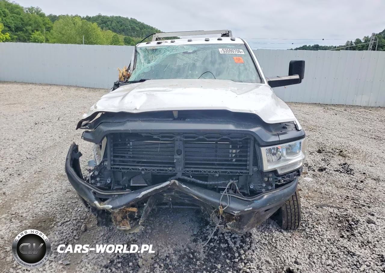 2019 Ram 3500 VIN:3C7WRTCJ6KG661121 - 5