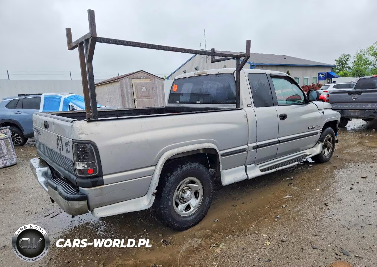 1999 Dodge Ram 1500 VIN:1B7HC13Y7XJ557140 - 3