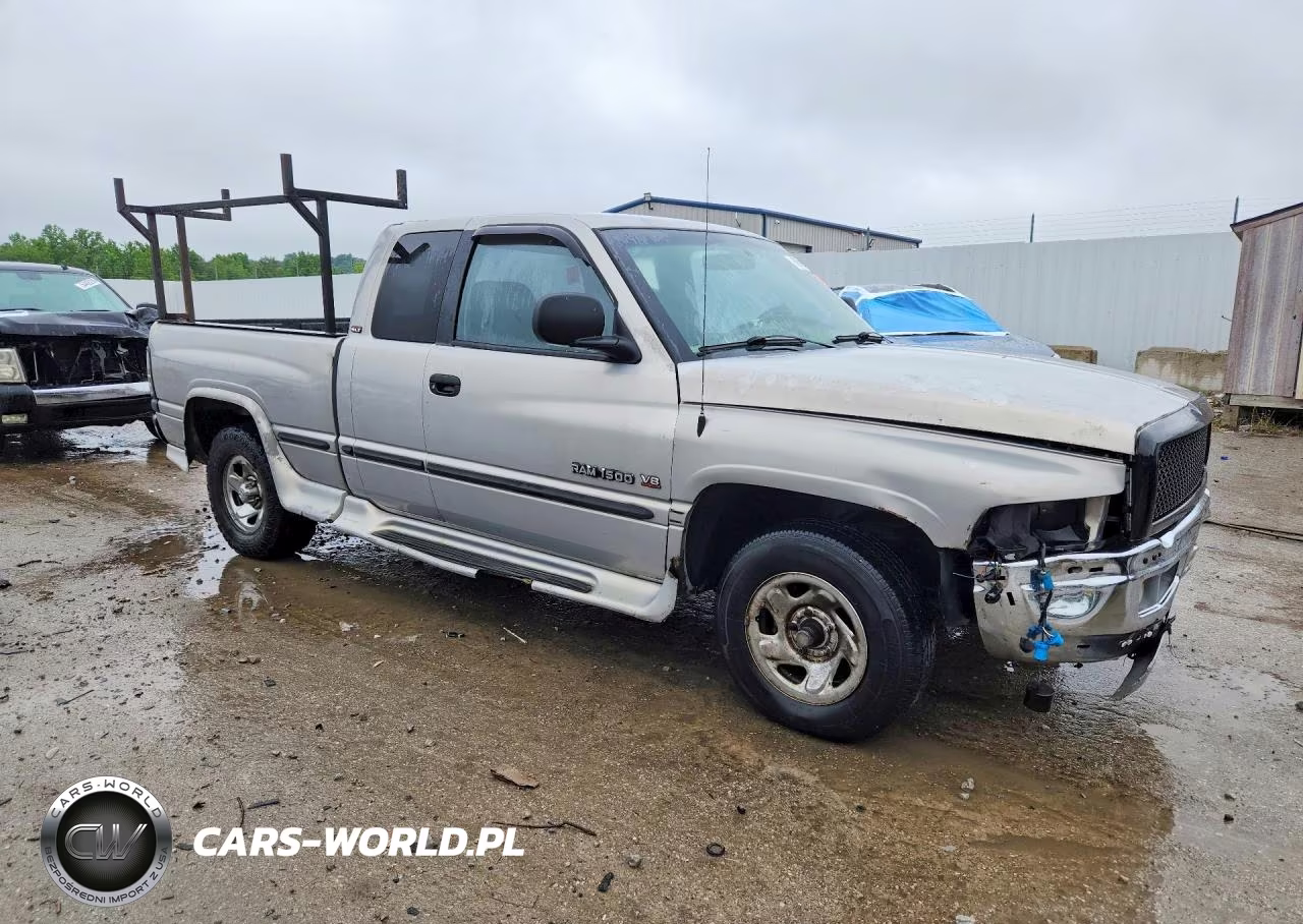 1999 Dodge Ram 1500 VIN:1B7HC13Y7XJ557140 - 4