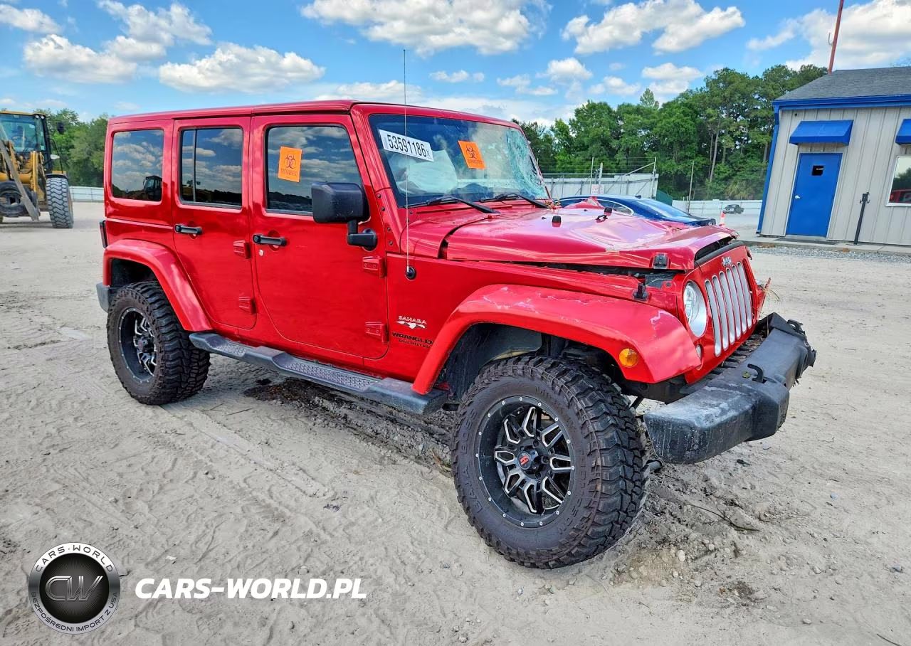 2017 Jeep Wrangler Unlimited Sahara VIN:1C4BJWEGXHL657347 - 4