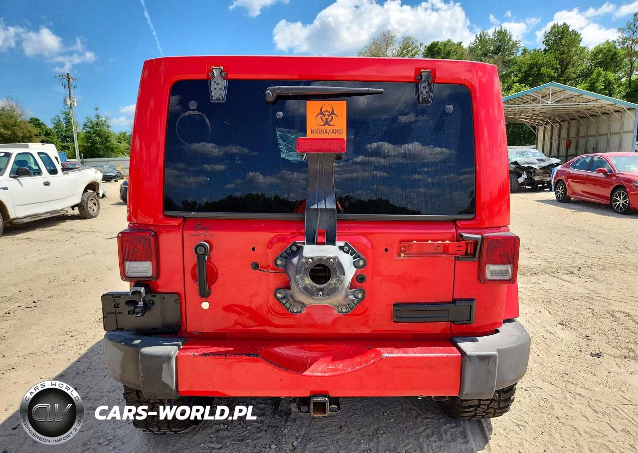 2017 Jeep Wrangler Unlimited Sahara VIN:1C4BJWEGXHL657347 - 6