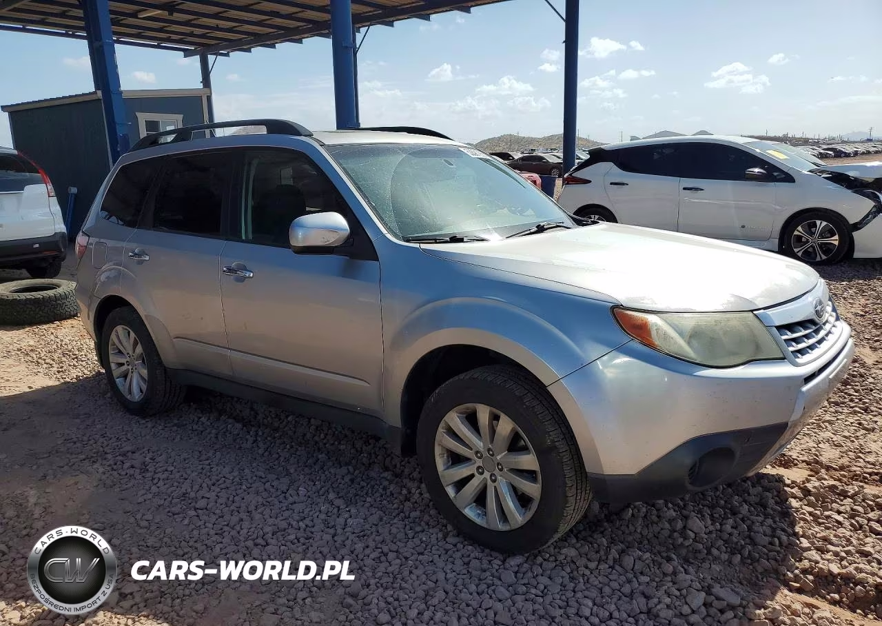 2012 Subaru Forester 2.5X Premium VIN:JF2SHBDC7CH431444 - 4