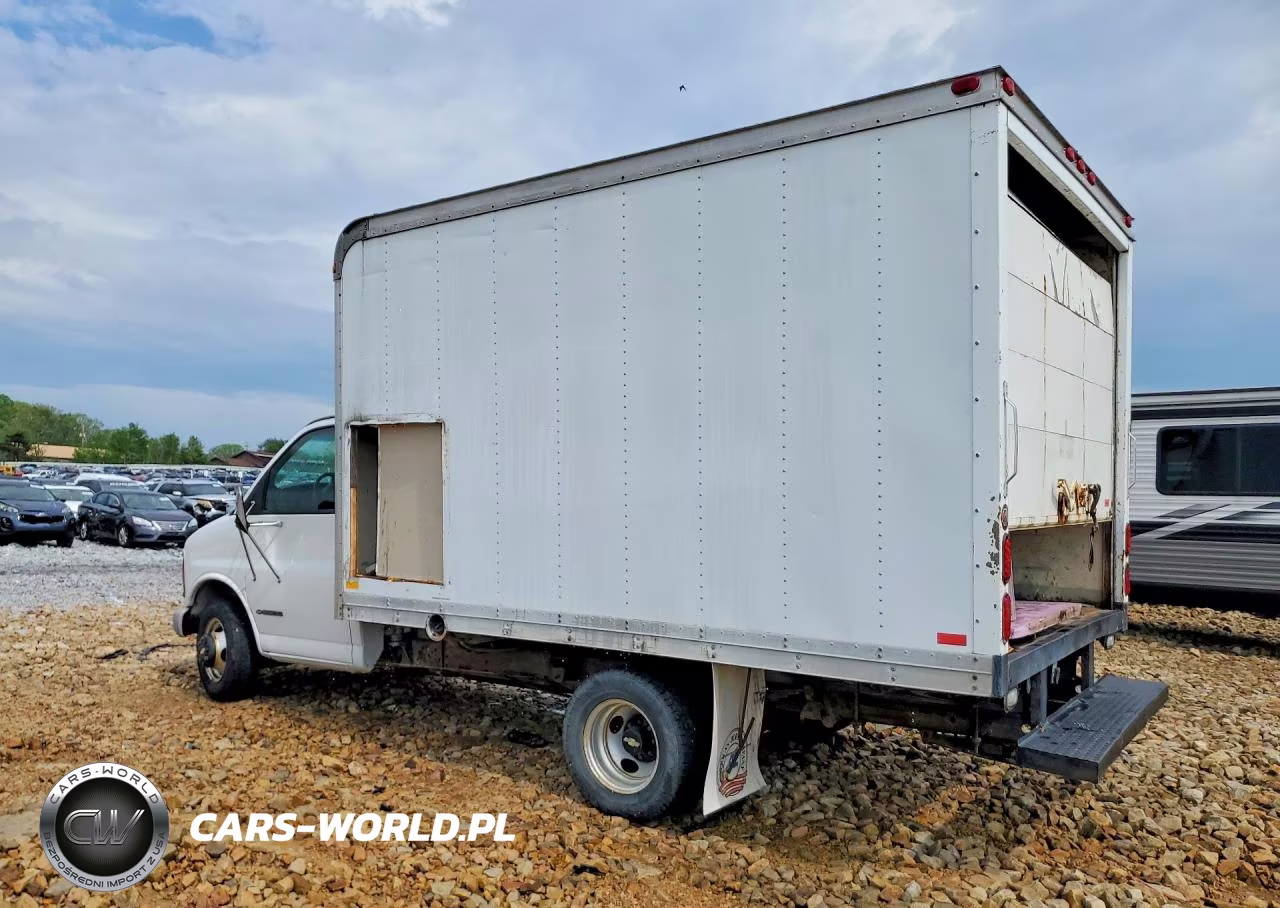 2002 Chevrolet Express Box Truck VIN:1GBJG31R421144182 - 2