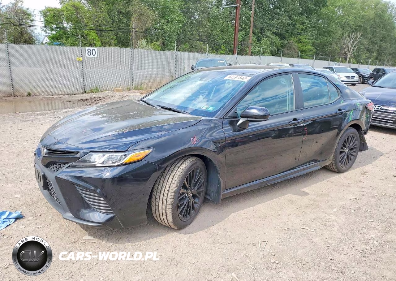 2020 Toyota Camry Se Nightshade