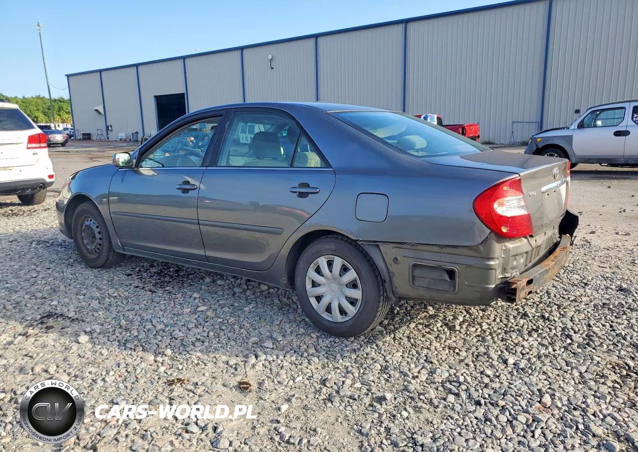 2003 Toyota Camry Le VIN:4T1BE32K33U697652 - 2