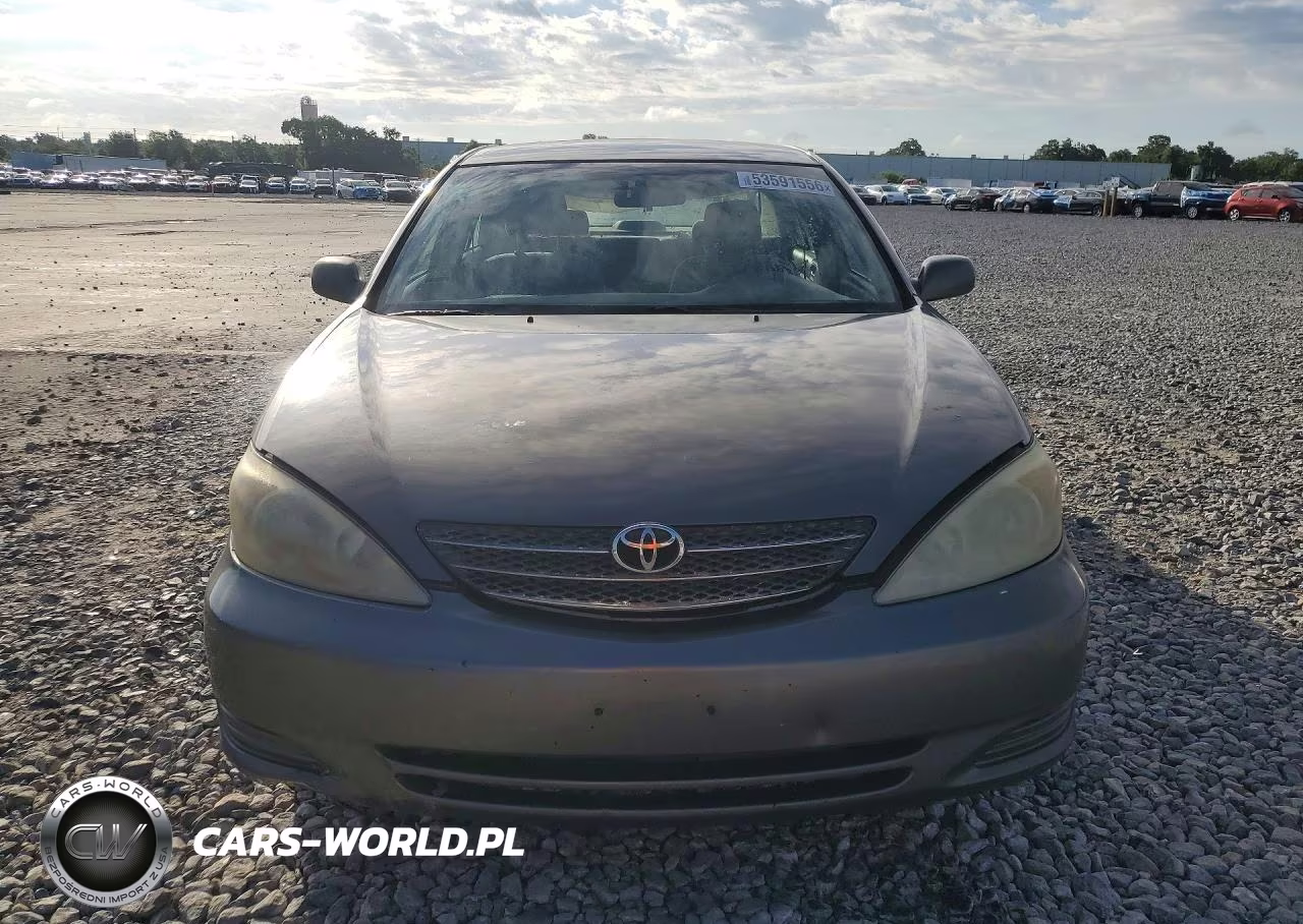 2003 Toyota Camry Le VIN:4T1BE32K33U697652 - 5