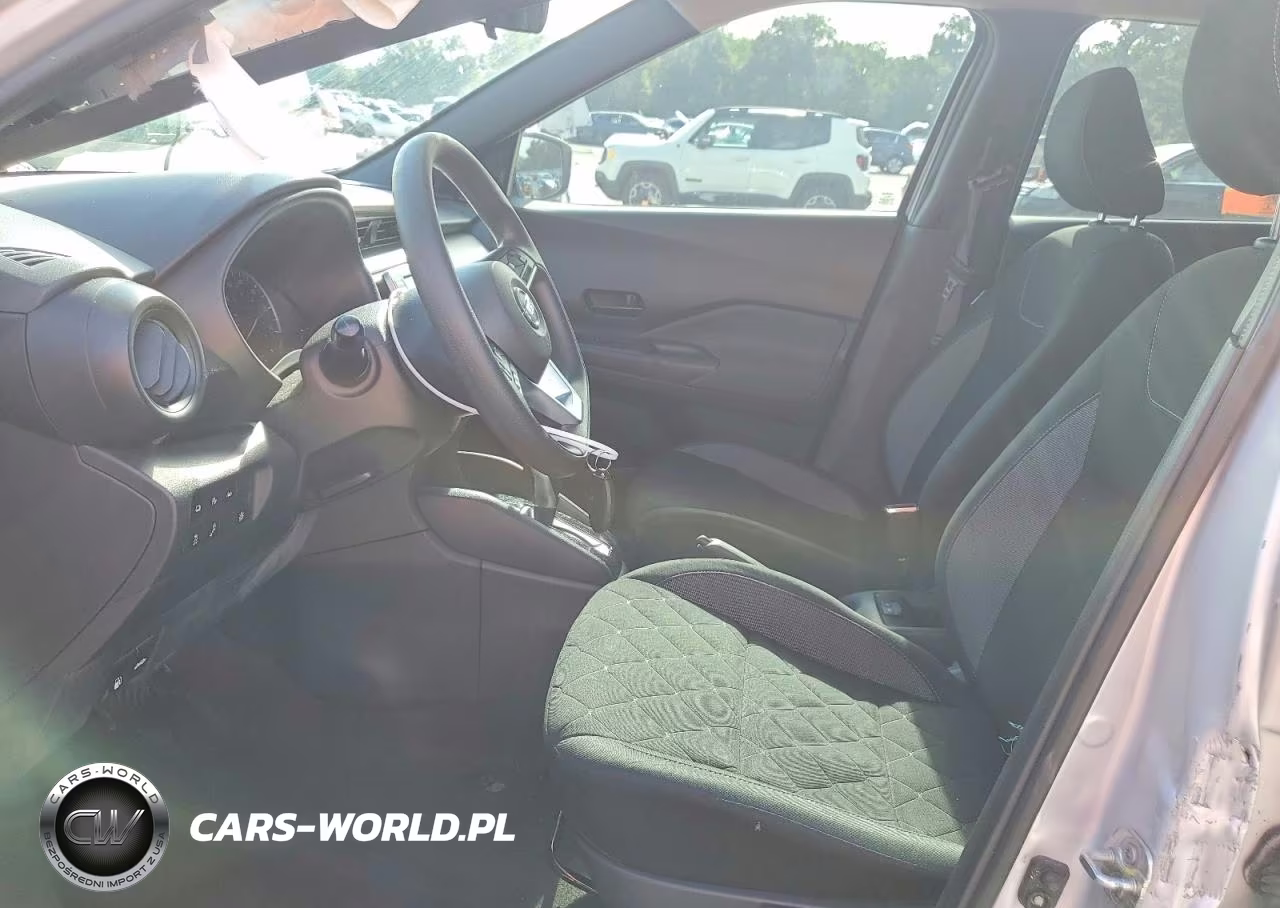 2020 Nissan Kicks S VIN:3N1CP5BV7LL542561 - 7