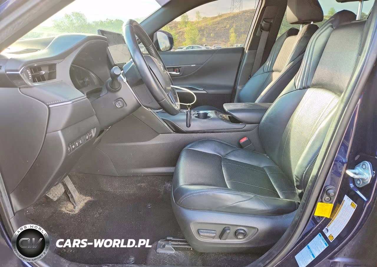 2021 Toyota Venza Limited VIN:JTEAAAAH6MJ022575 - 7