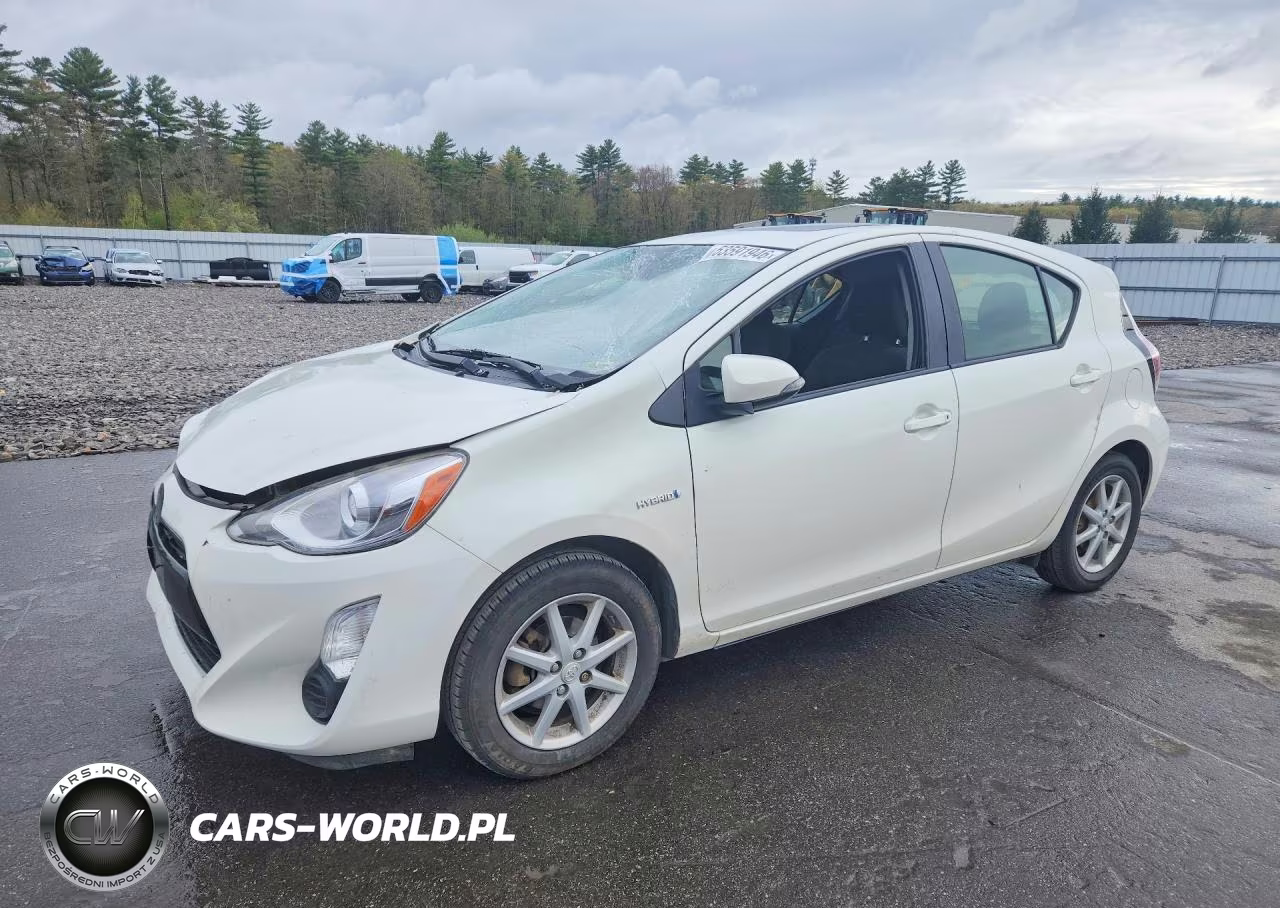 2015 Toyota Prius C Three
