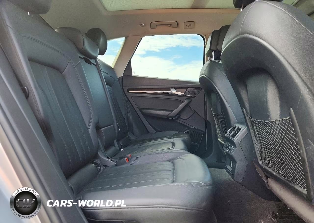 2018 Audi Q5 Premium Plus VIN:WA1BNAFY2J2095464 - 11