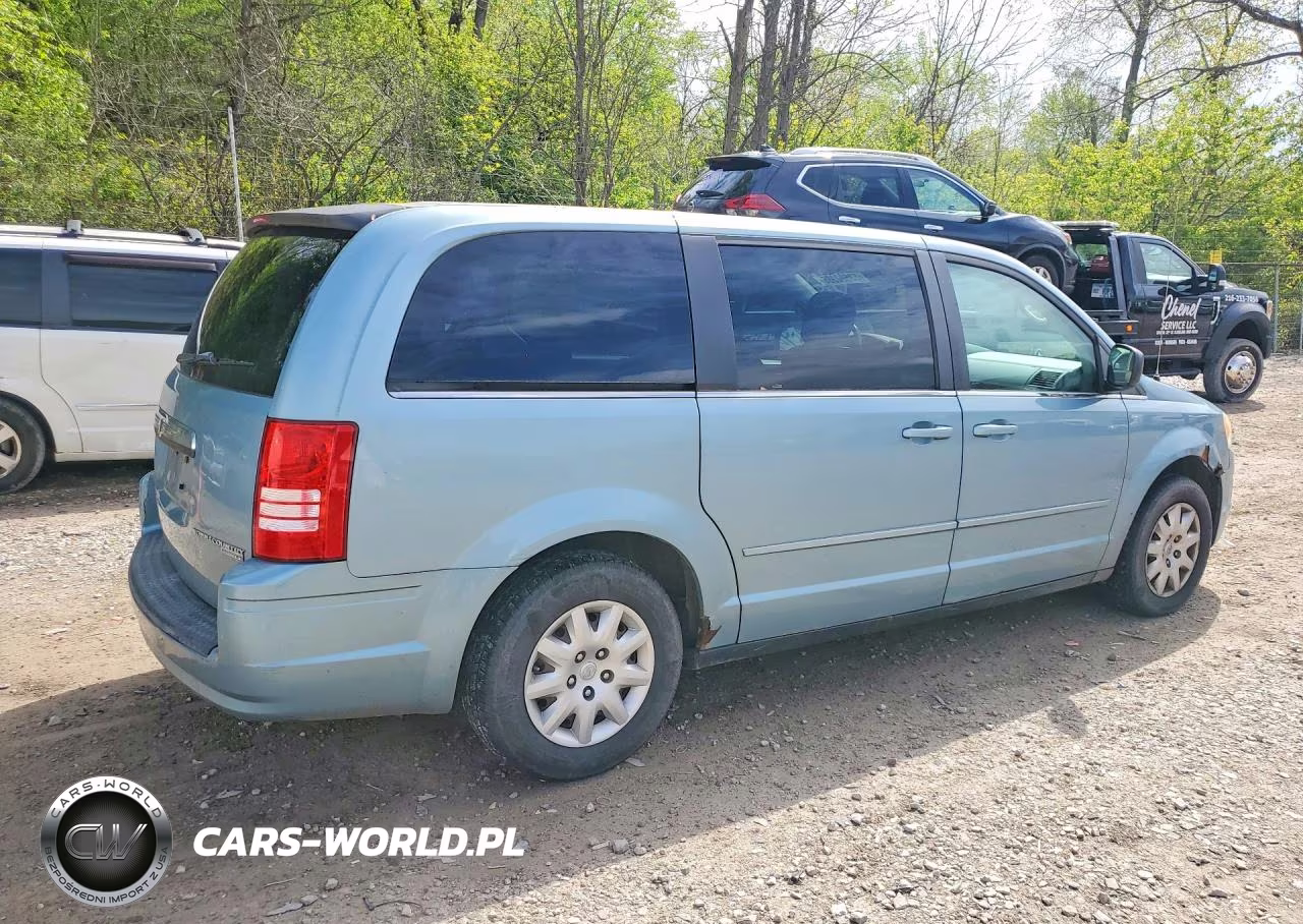 2009 Chrysler Town & Country Lx VIN:2A8HR44EX9R665330 - 3