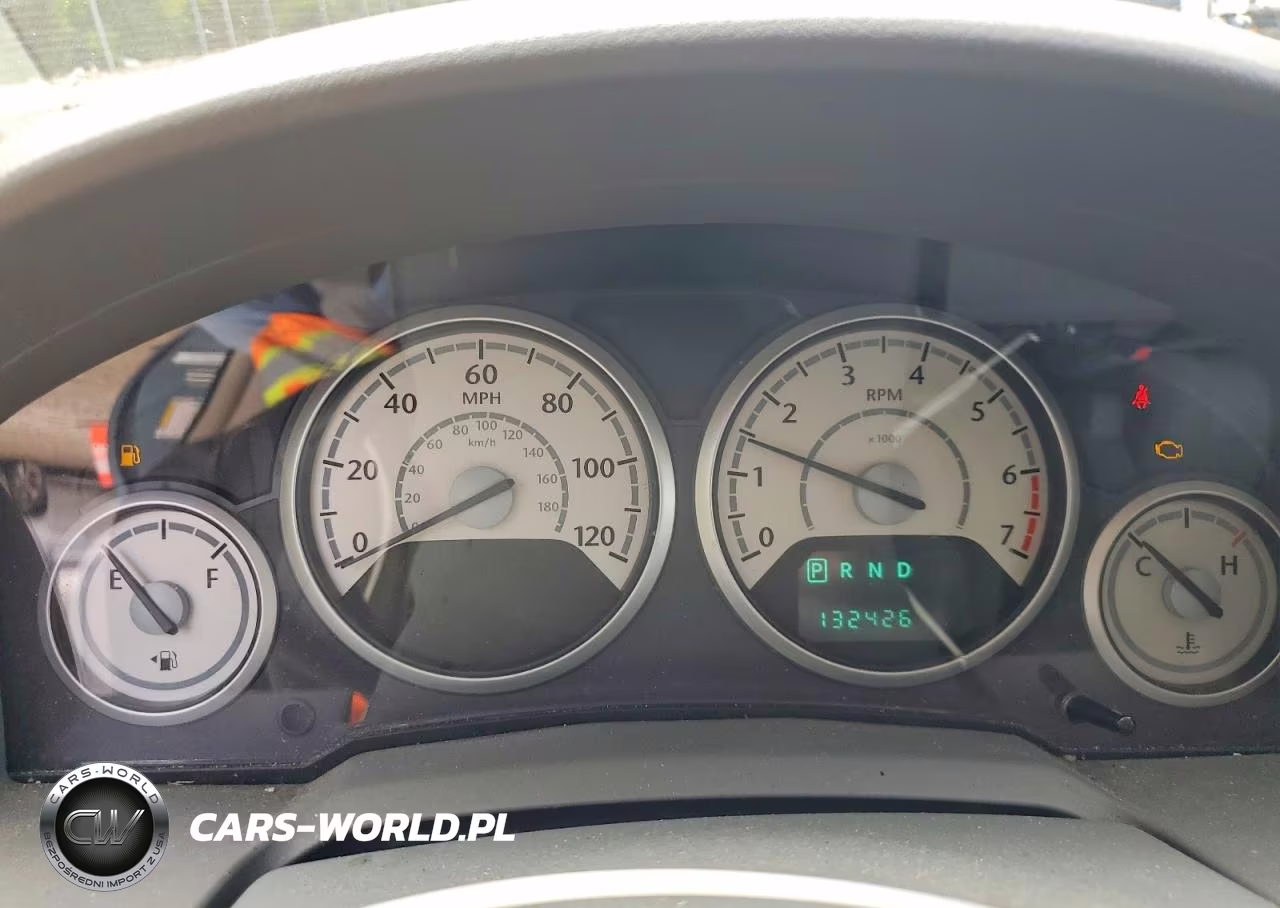 2009 Chrysler Town & Country Lx VIN:2A8HR44EX9R665330 - 9