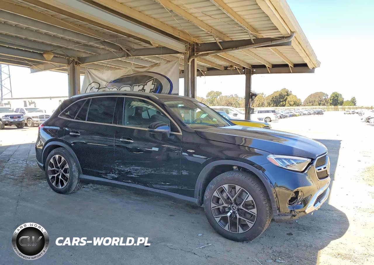 2025 Mercedes-Benz Glc 350E VIN:W1NKM5GB9SF414002 - 4