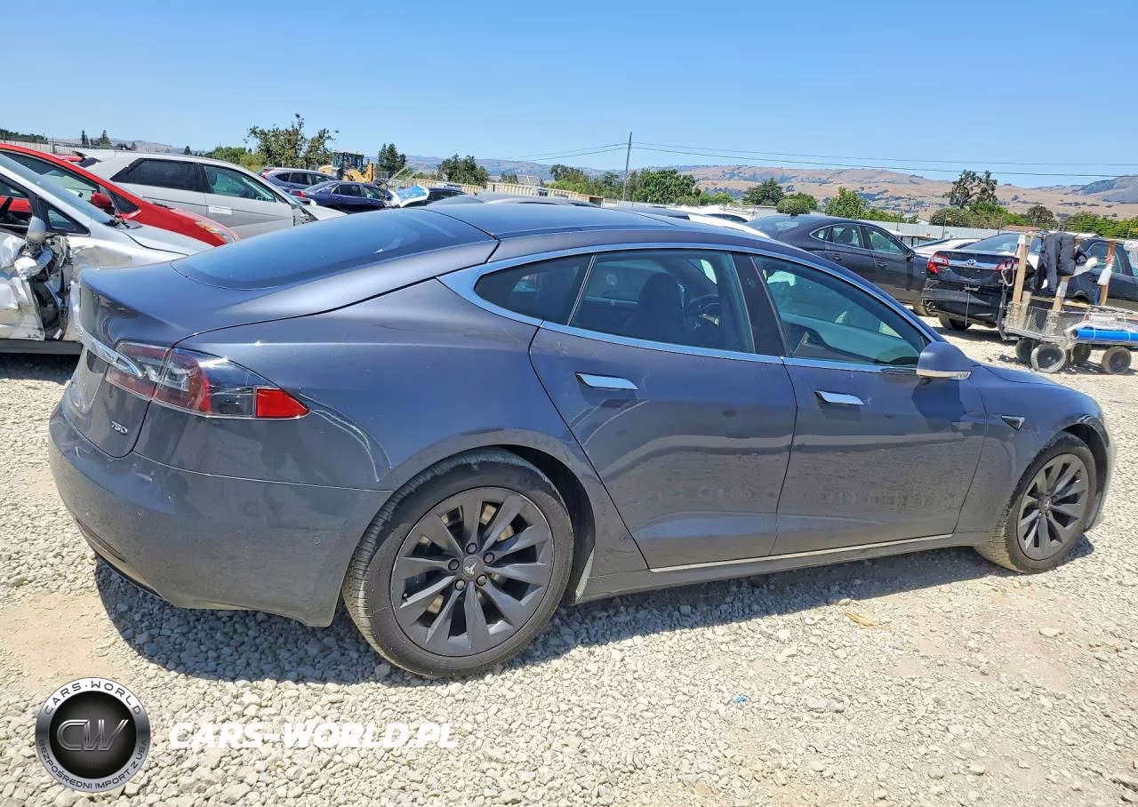 2018 Tesla Model S VIN:5YJSA1E28JF261207 - 3