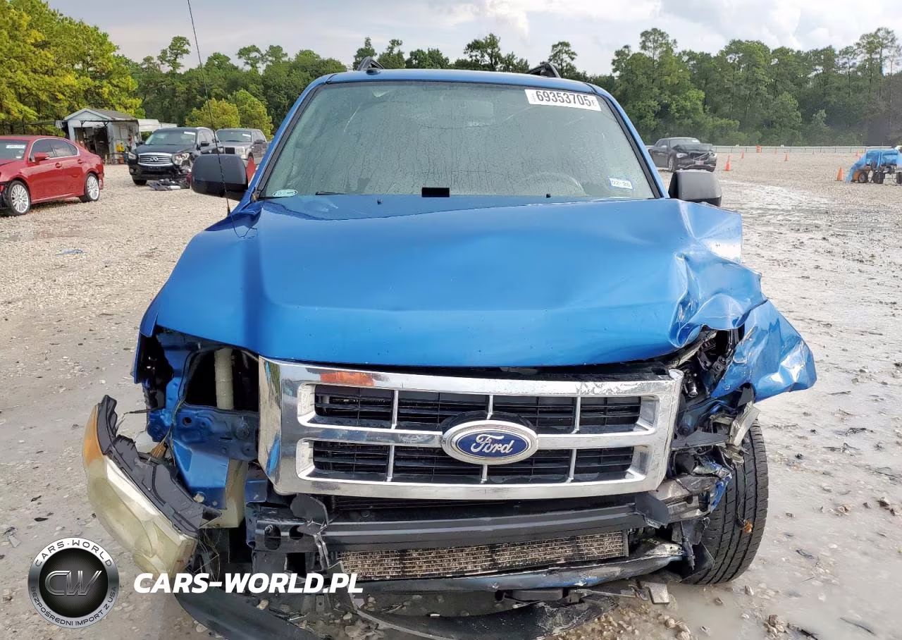 2011 Ford Escape Xlt VIN:1FMCU0D71BKA21600 - 5