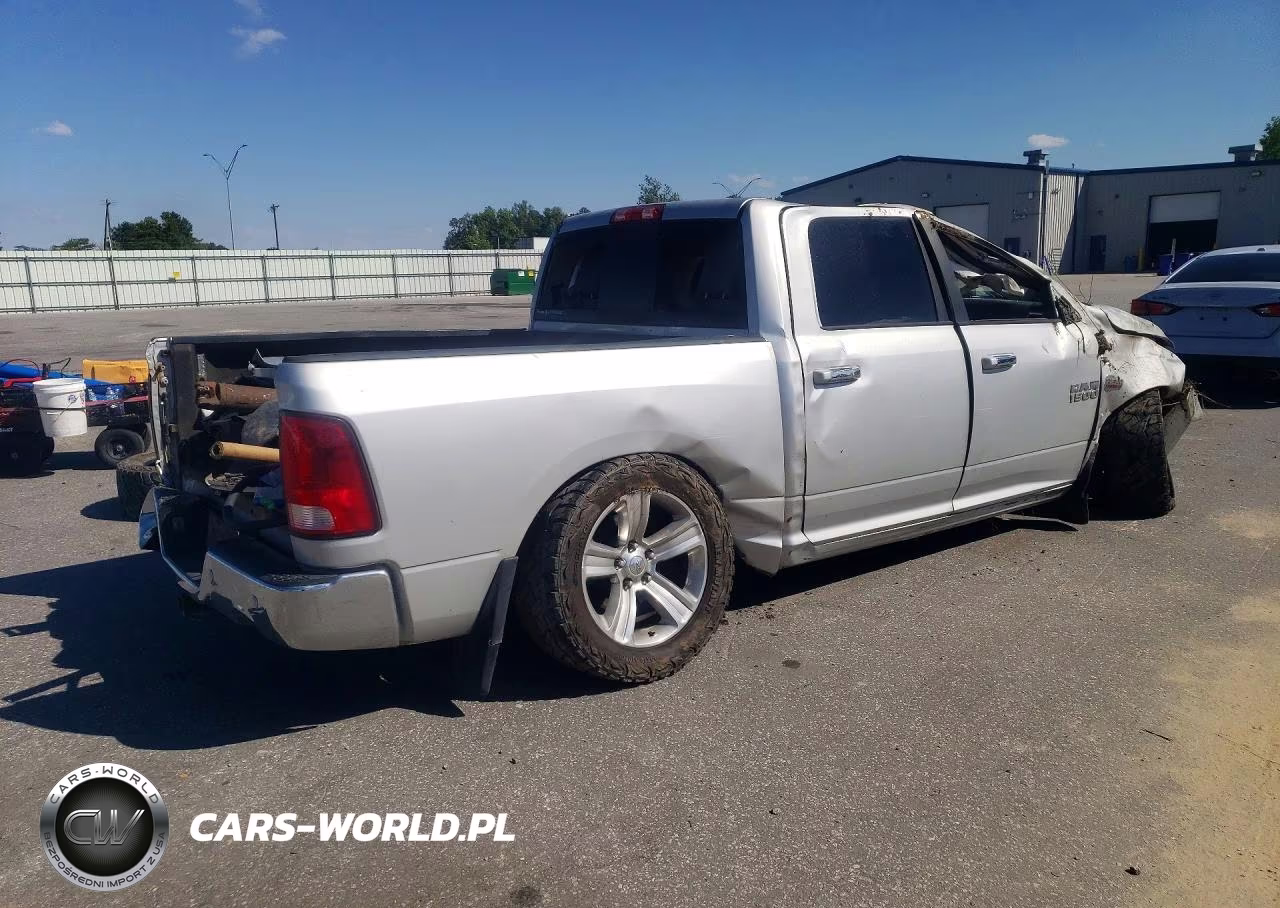 2017 Ram 1500 Slt VIN:3C6RR7LTXHG599158 - 3