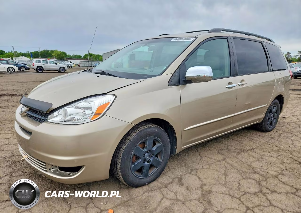 2004 Toyota Sienna Le 7 Passenger