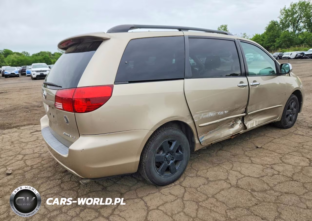 2004 Toyota Sienna Le 7 Passenger VIN:5TDZA23C44S135331 - 3