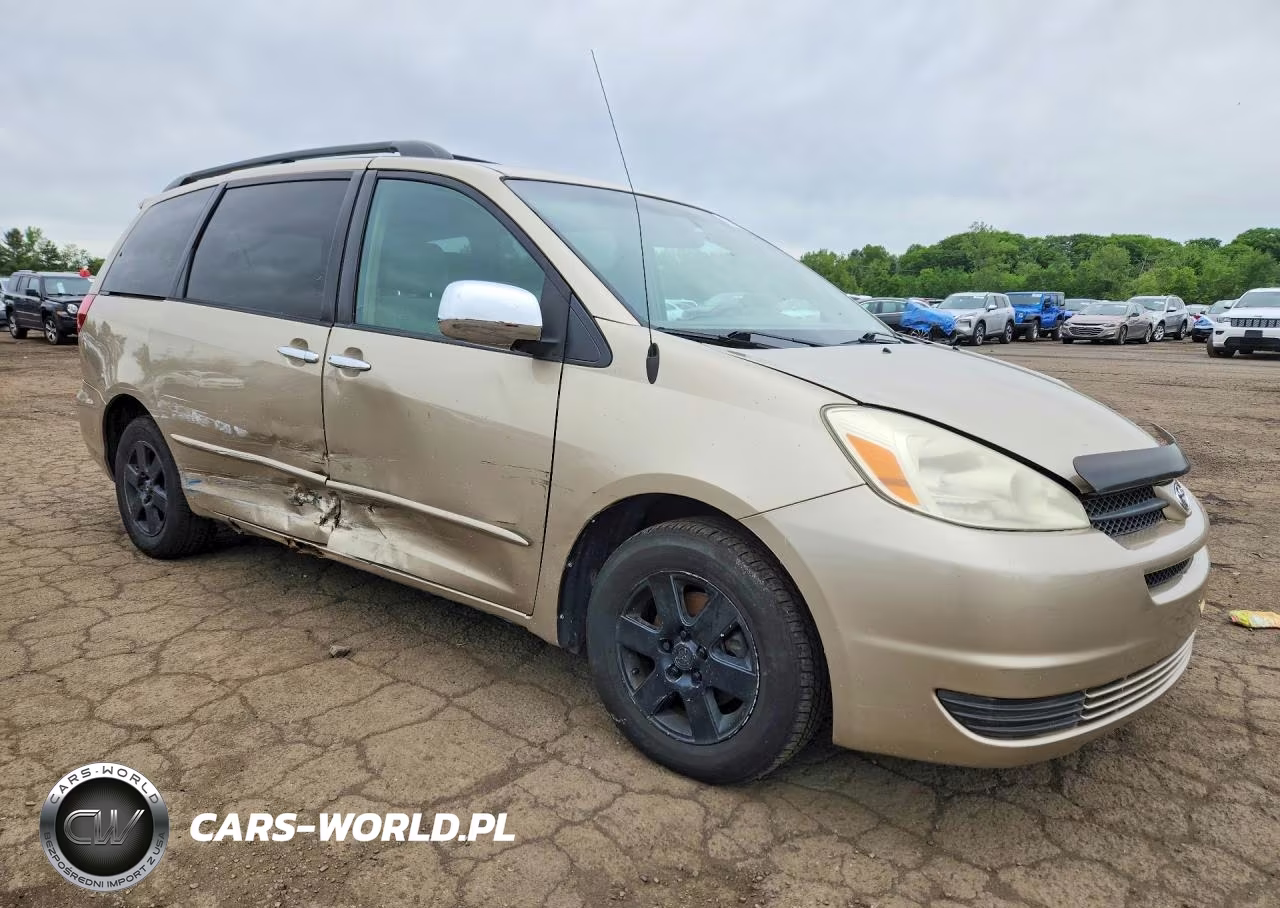 2004 Toyota Sienna Le 7 Passenger VIN:5TDZA23C44S135331 - 4