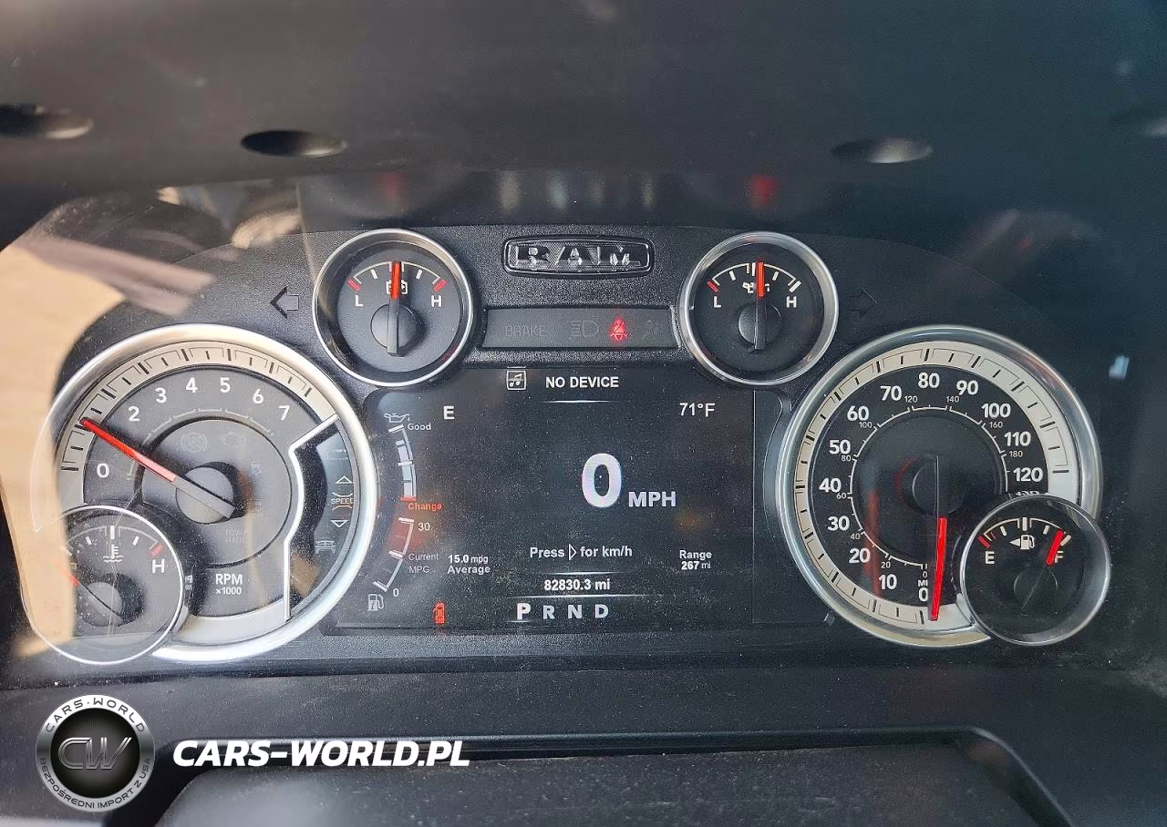 2015 Ram 1500 Laramie VIN:1C6RR7NT4FS666484 - 9