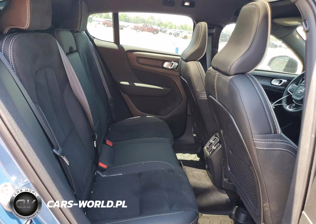 2022 Volvo C40 P8 Recharge Ultimate VIN:YV4ED3GB2N2004160 - 11