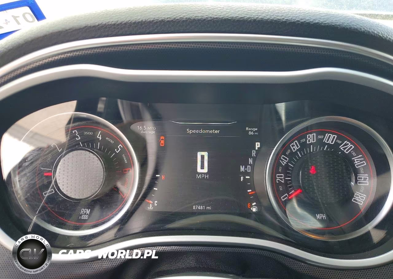 2018 Dodge Challenger R VIN:2C3CDZFJ1JH131252 - 9