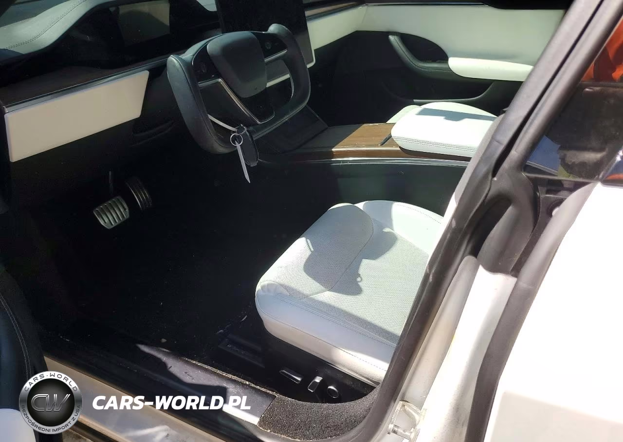 2021 Tesla Model S VIN:5YJSA1E55MF451349 - 8