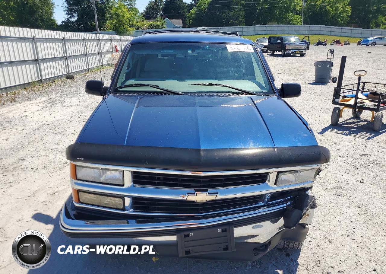 1999 Chevrolet Suburban K1500 VIN:3GNFK16R5XG139750 - 5