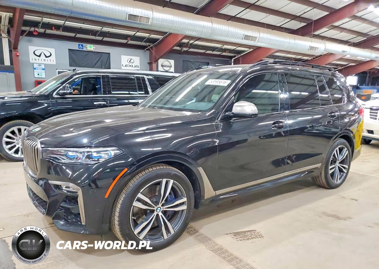2020 BMW X7 M50I