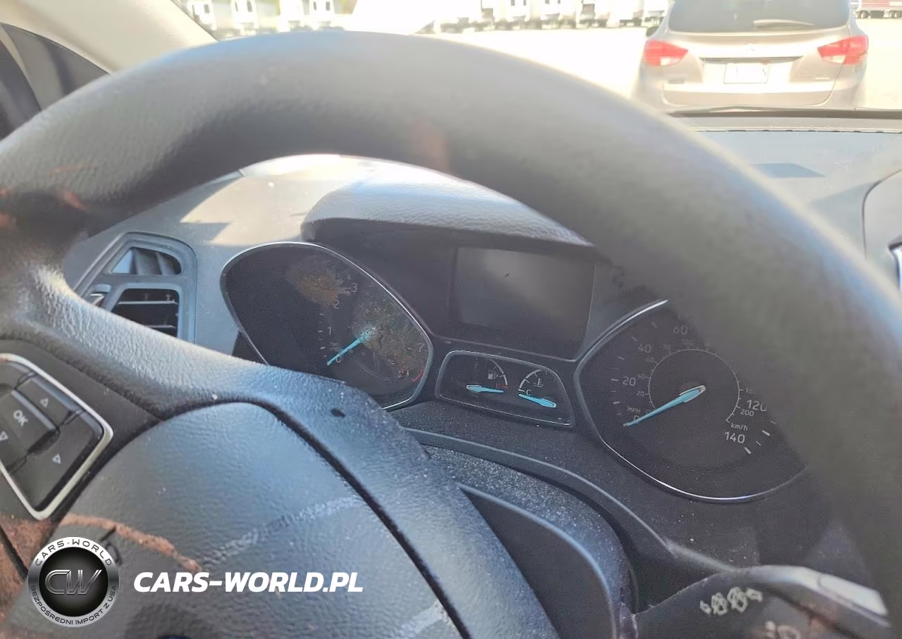 2018 Ford Escape Se VIN:1FMCU9GD2JUB87116 - 9