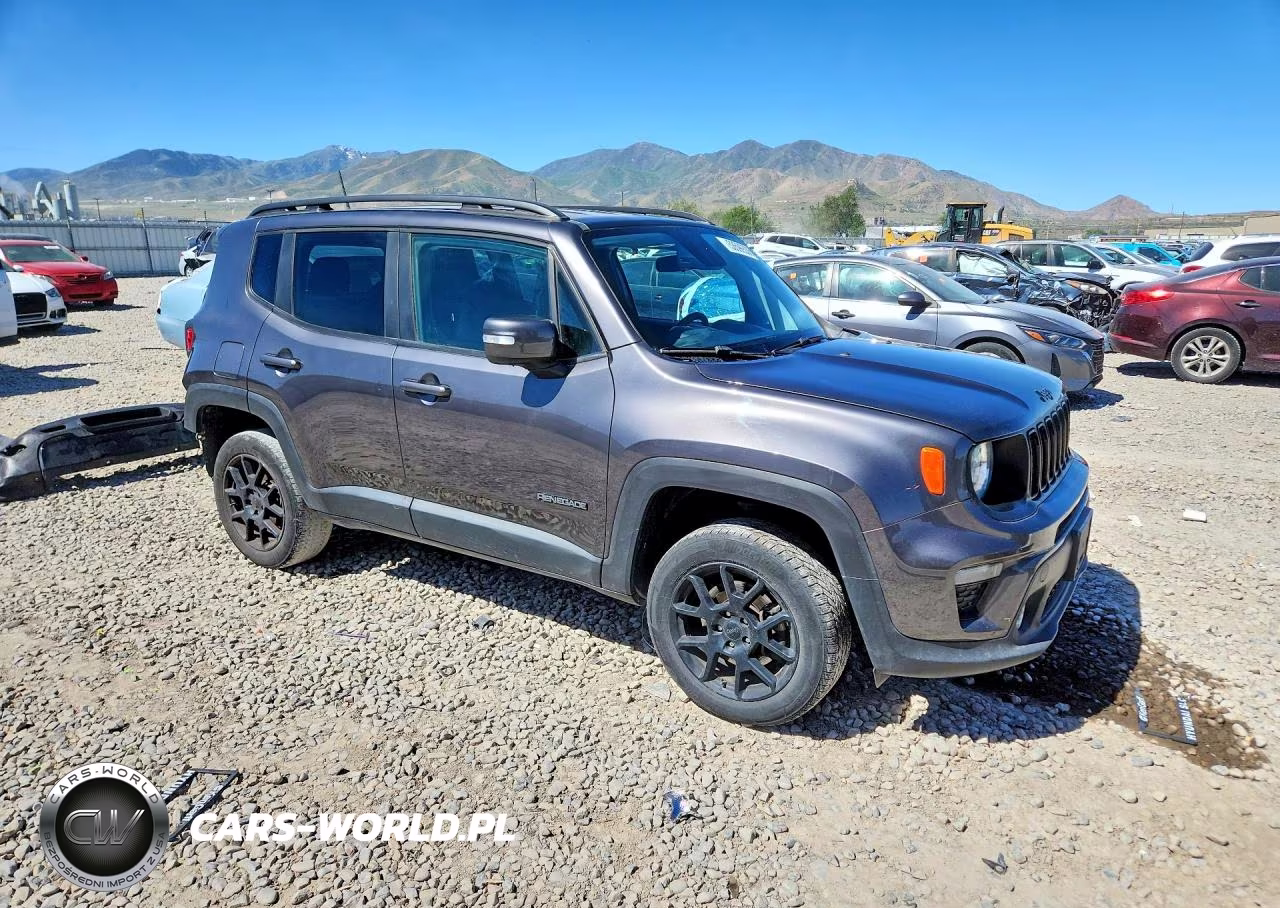 2020 Jeep Renegade Latitude VIN:ZACNJBBB8LPL21177 - 4