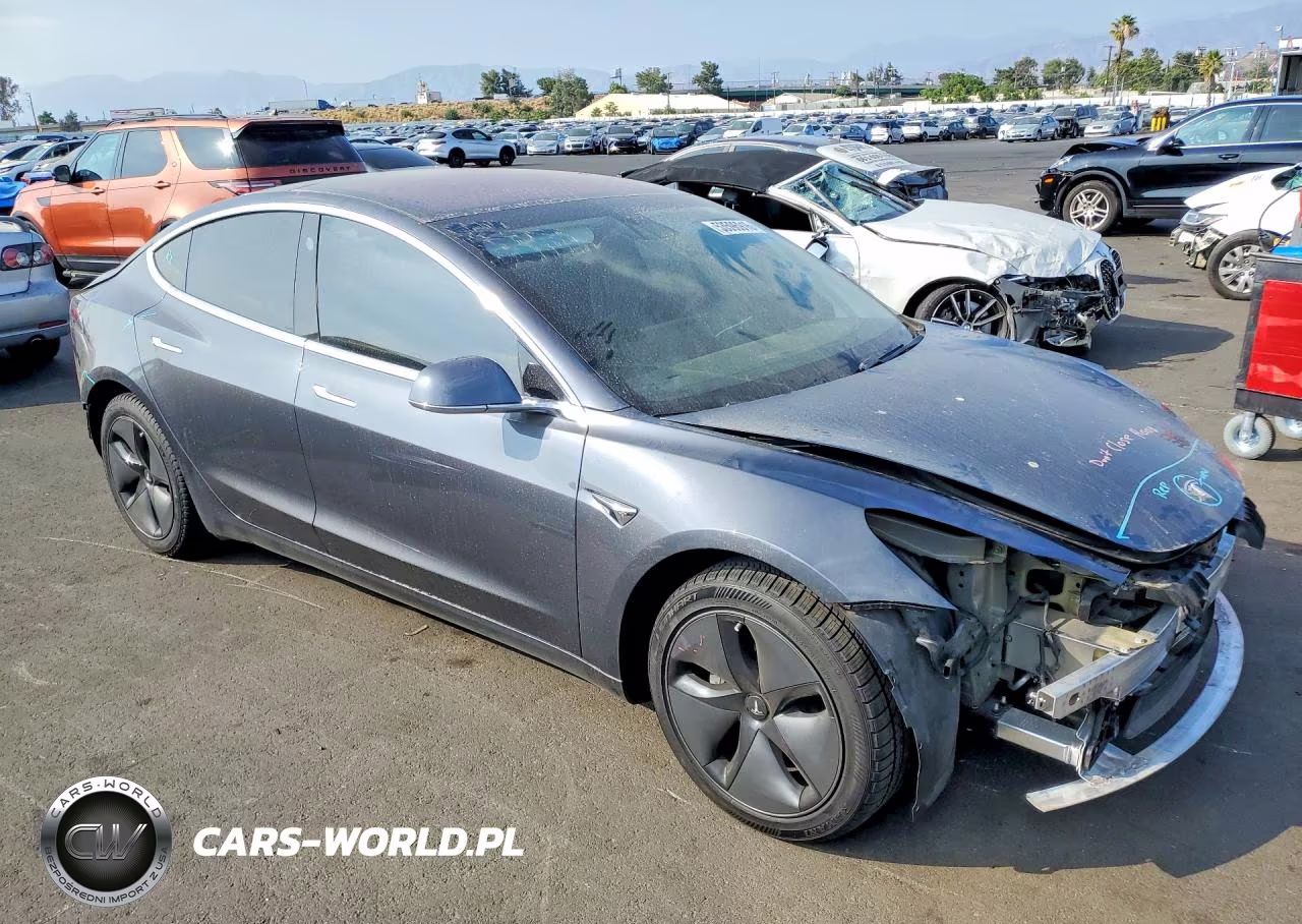 2019 Tesla Model 3 VIN:5YJ3E1EA2KF298870 - 4