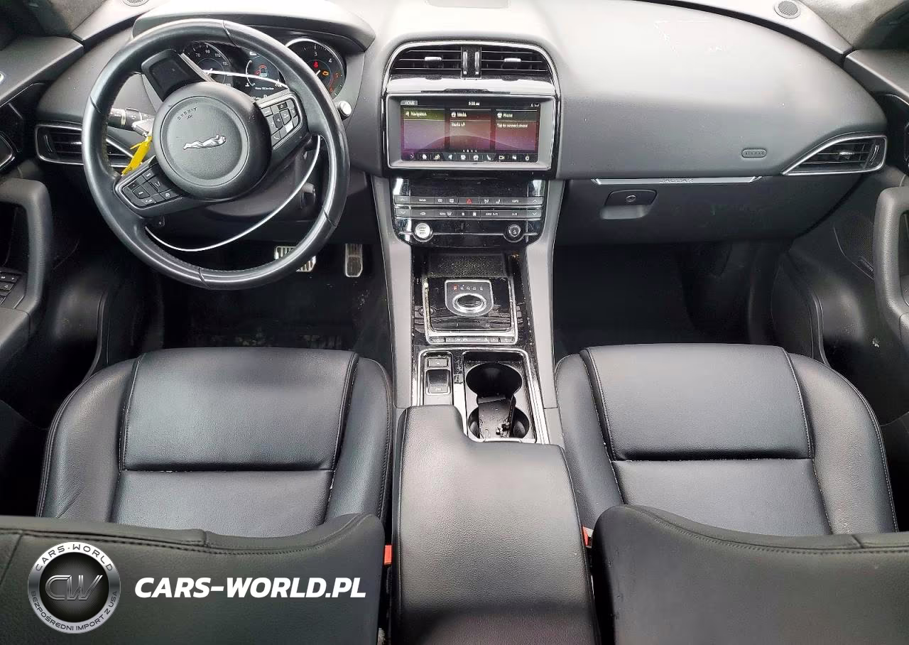 2019 Jaguar F-Pace Premium VIN:SADCJ2FN8KA356528 - 8