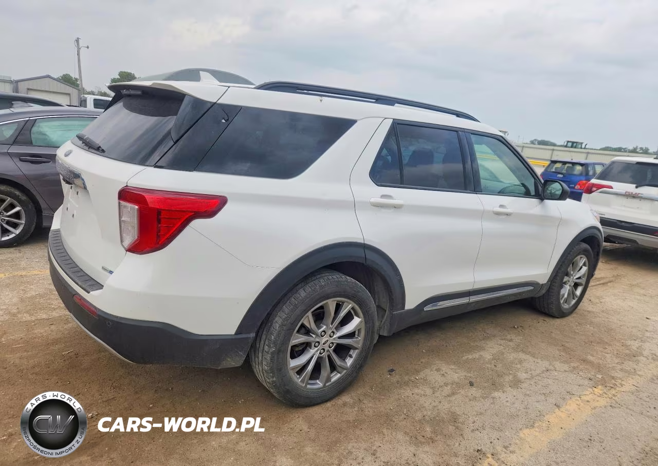 2020 Ford Explorer Xlt VIN:1FMSK8DH2LGA20646 - 3