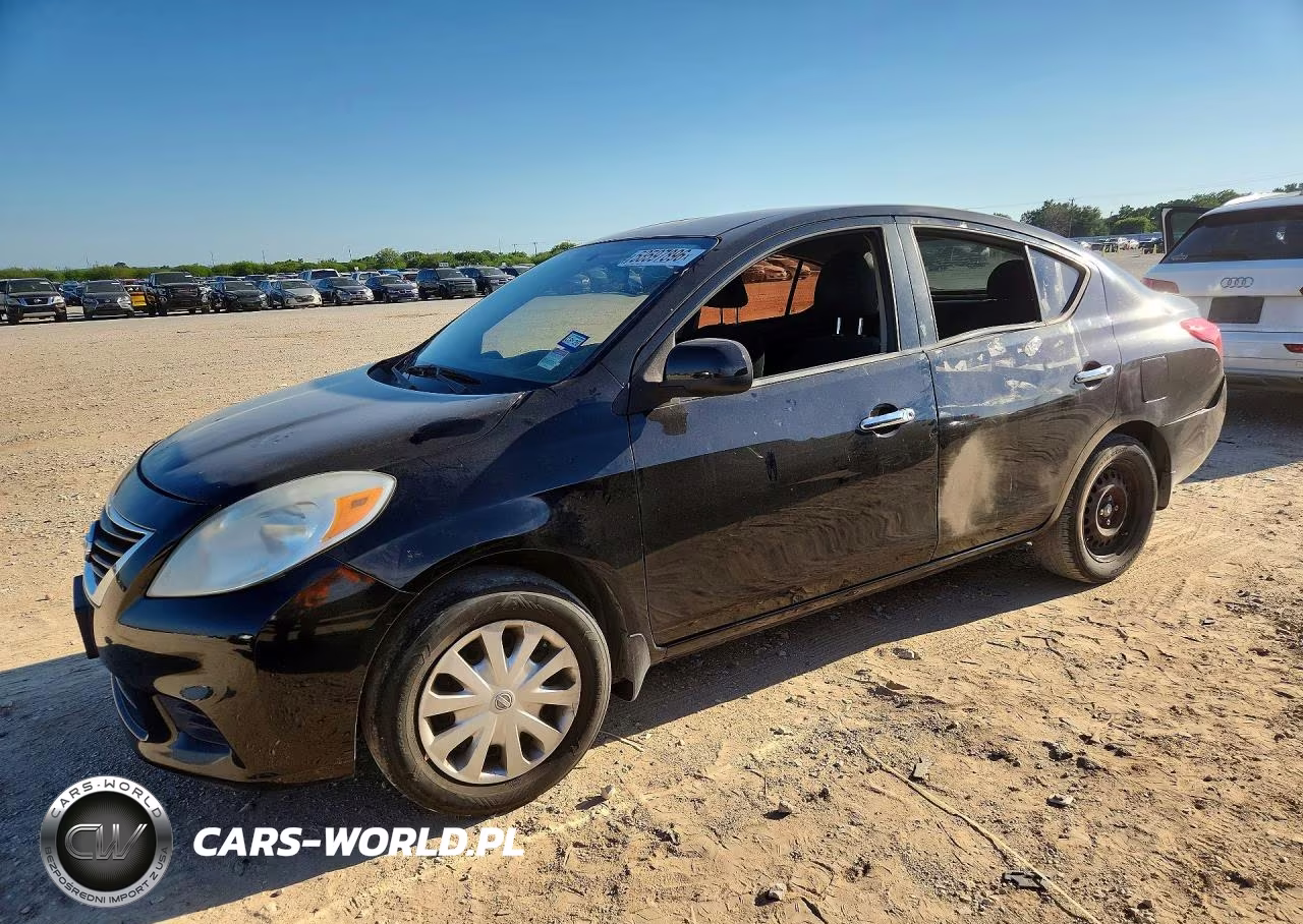 2012 Nissan Versa 1.6 S
