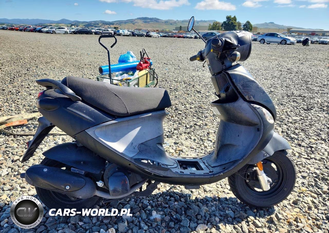 2012 Genuine Scooter Co. Buddy 125 – zdjęcie 1 z 8