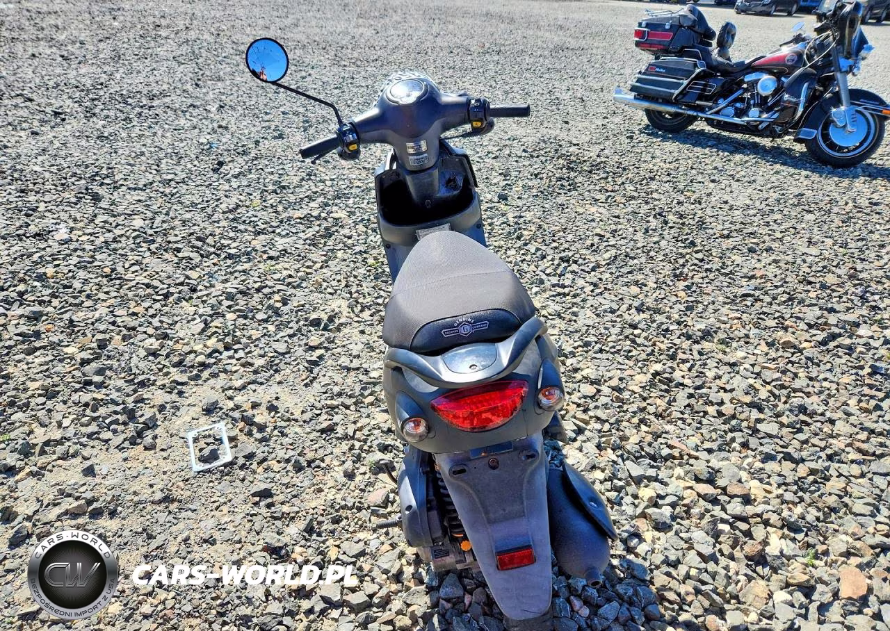 2012 Genuine Scooter Co. Buddy 125 VIN:RFVPAC20XC1011487 - 4