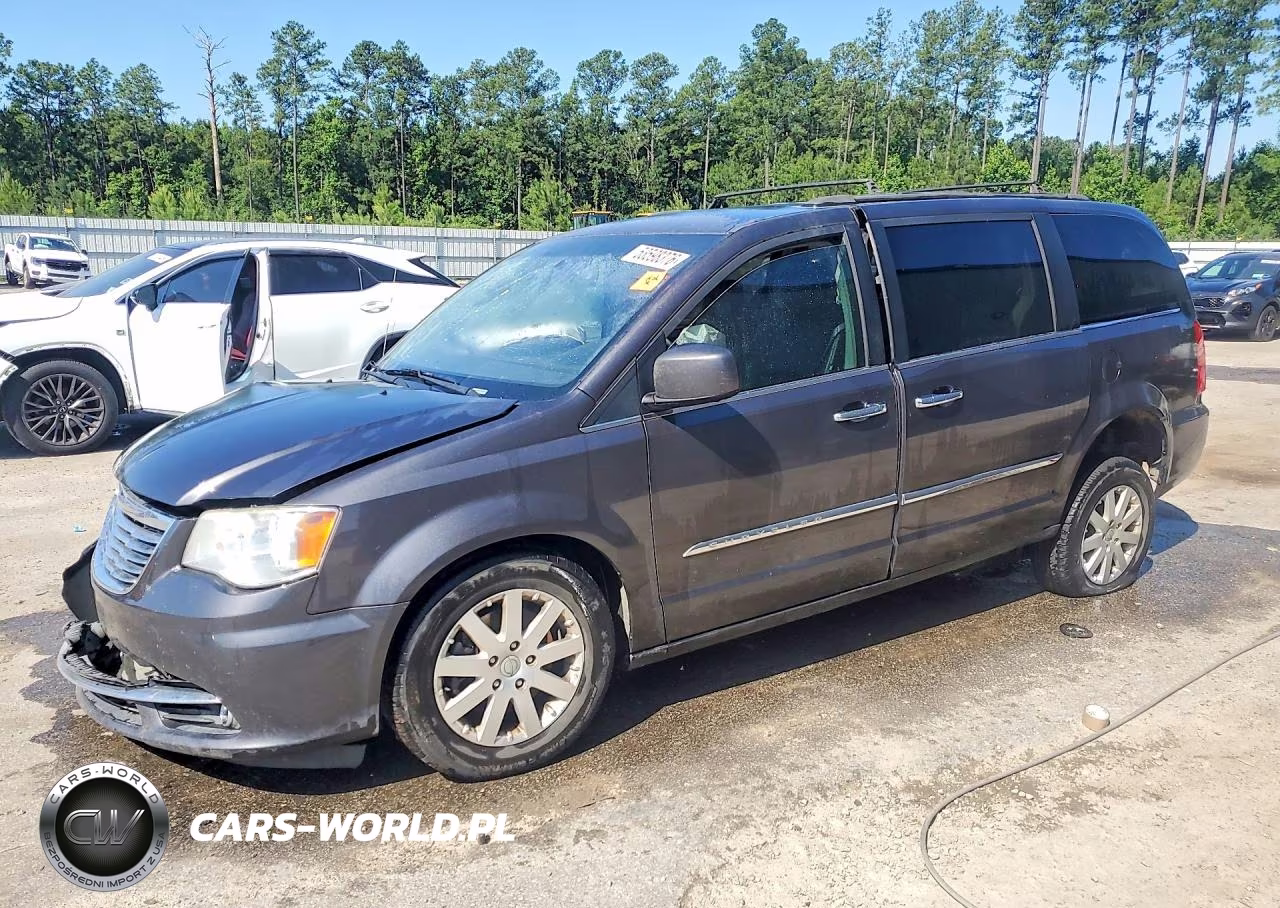 2016 Chrysler Town & Country Touring – zdjęcie 1 z 13