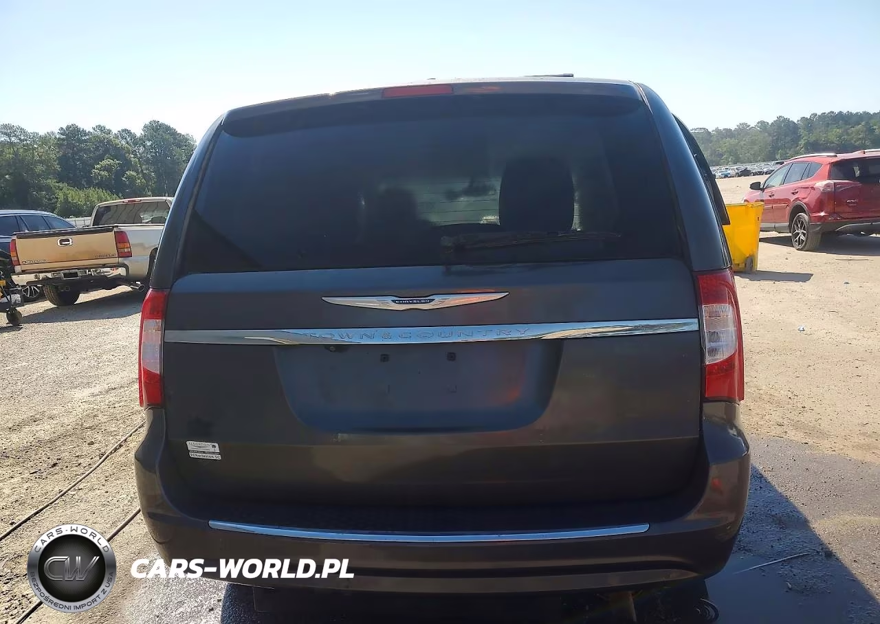 2016 Chrysler Town & Country Touring VIN:2C4RC1BG6GR120027 - 6