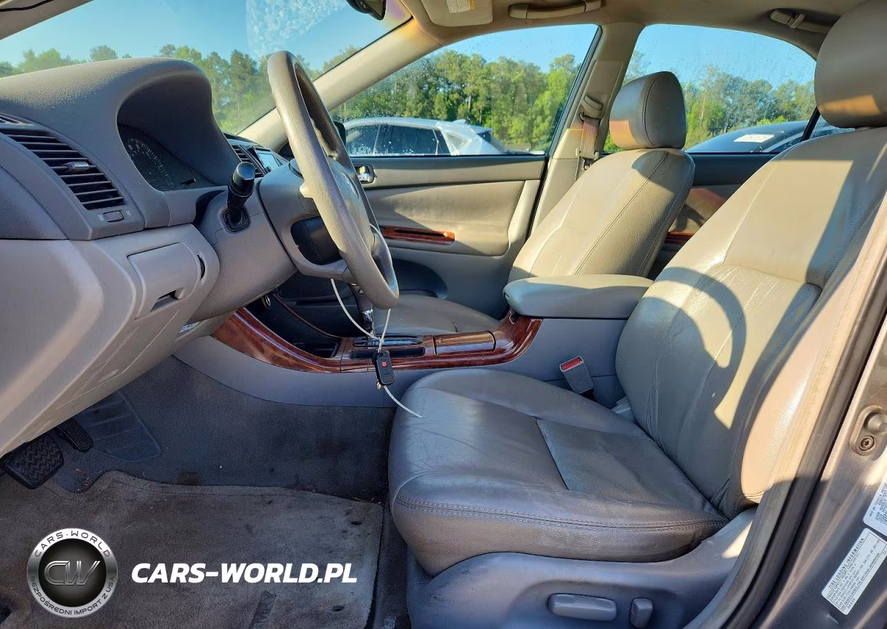 2003 Toyota Camry Xle VIN:4T1BE32K33U781664 - 7