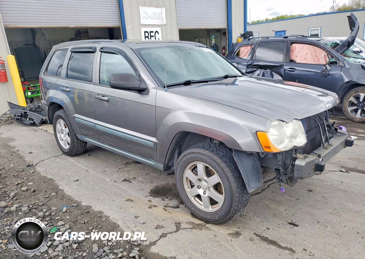2008 Jeep Grand Cherokee Laredo VIN:1J8GR48K78C136596 - 4