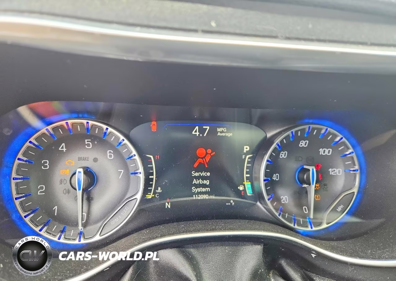 2020 Chrysler Pacifica Limited VIN:2C4RC1GG1LR187492 - 9