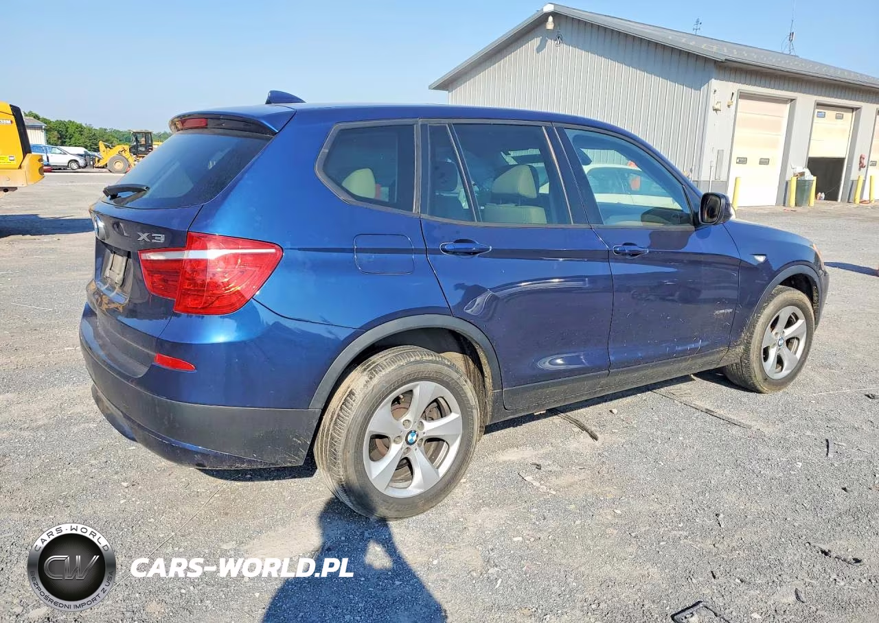 2011 BMW X3 xDrive28I VIN:5UXWX5C57BL702214 - 3
